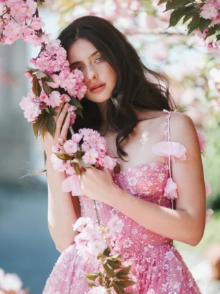 🌸 My favorite tree has bloomed, and my heart feels like its petals—light, pure, and full of joy.

That day, I had a special photoshoot for a client, and in between setups, I found just 15 minutes to shoot under the sakura tree. The sun was incredibly strong, not a single cloud in the sky, and there was nowhere to hide in the shade. We struggled to find the right light, but the sun gifted us something unexpected—a beautiful glow on the dress that made everything shine. 🌞

This week is all about blossoms—creating dreamy content and shooting for my Canon project.

Photos @jovanarikalo 
Model @lenamisic 
Dress @teutamatoshi 
MUA @biljana.velojic.makeup 

#cherryblossom #portraitphotography #dreamyphotoshoot