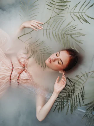 💦 Every summer, I take every chance I get to create photos in the water—it’s one of my biggest sources of inspiration.

🕯️What I love most isn’t just photographing, but designing the entire scene before anyone even steps into the water. Should it feel light and ethereal or dark and dramatic? Which colors will work best? What props will create the strongest visual impact?

That’s exactly why, inside my course, I explain which elements work beautifully in water and how to combine them to create striking, artistic images. Once you understand what works together, the creative process becomes so much easier—and you can shoot with much more confidence.

Comment WATER below to get the course with 20% off during the Summer Sale. 💙

Photos @jovanarikalo 
Model @madzarevicminnna 
Dress @lacemadeofficial use code jovanarikalo for a discount 
Shot on @canonemeapro 

#creativephotoshoot #waterphotography #dreamyphotoshoot