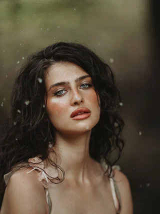 💦 While I was photographing a project that will be featured on the cover of a magazine — which I can’t share just yet — I wanted to create a few rainy shots at the very end of the shoot.

🌿 Since there was no actual rain, we improvised: we grabbed a bottle of water and threw it into the air to create the effect of falling raindrops. I absolutely loved how it turned out, so I wanted to share a few of the images I created.

💔 As many of you know, I experienced an unimaginable loss three weeks ago when I lost my husband. I’m trying to slowly and gently find my way back to work, little by little. Photography has always been such an important part of me, and right now I hope it can help me find a way forward — one small step at a time.

Photos @jovanarikalo 
Model @lenamisic 
MUA @lukayamilica 
Dress @lacemadeofficial use code jovanarikalo for a discount
Camera @canonemeapro R6 mark III 

#portraitphotography #creativephotoshoot